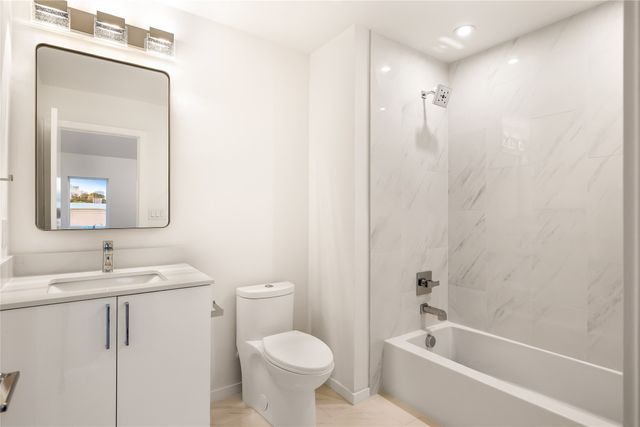 825 Nomas Street, Dallas, TX 75212