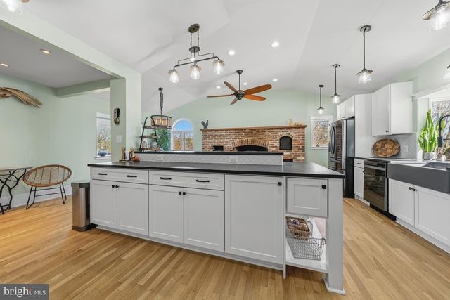 19209 CROOM RD, Brandywine, MD 20613