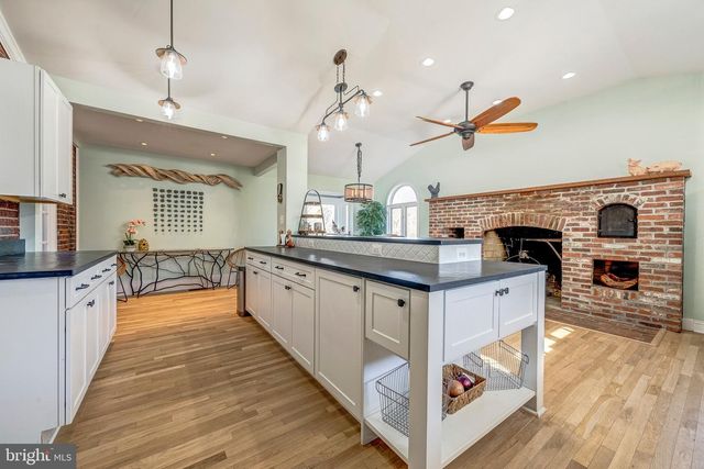 19209 CROOM RD, Brandywine, MD 20613