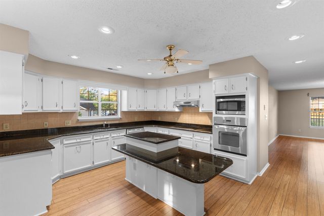 1267 Pinetucky Dr., Galivants Ferry, SC 29544