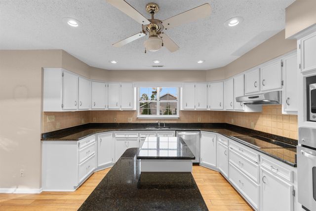 1267 Pinetucky Dr., Galivants Ferry, SC 29544