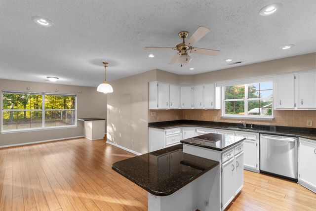 1267 Pinetucky Dr., Galivants Ferry, SC 29544