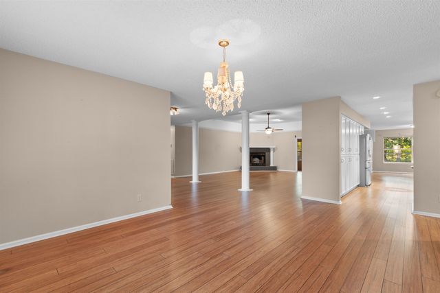 1267 Pinetucky Dr., Galivants Ferry, SC 29544