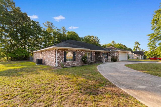 1267 Pinetucky Dr., Galivants Ferry, SC 29544