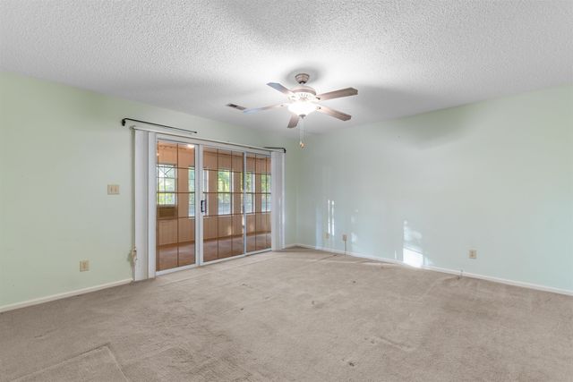 1267 Pinetucky Dr., Galivants Ferry, SC 29544