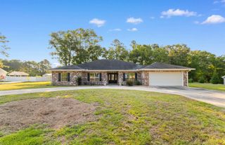 1267 Pinetucky Dr., Galivants Ferry, SC 29544