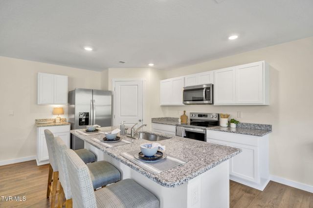 1175 Aspen Terrace, Greeneville, TN 37745