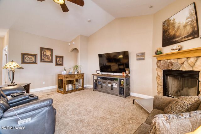 649 Saddle Horn Way, Fernley, NV 89408