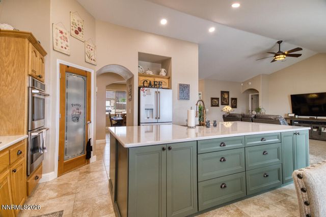 649 Saddle Horn Way, Fernley, NV 89408