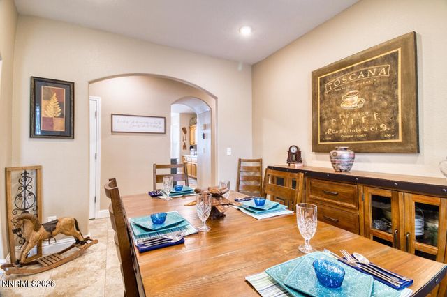 649 Saddle Horn Way, Fernley, NV 89408