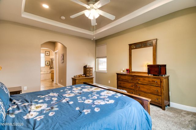 649 Saddle Horn Way, Fernley, NV 89408