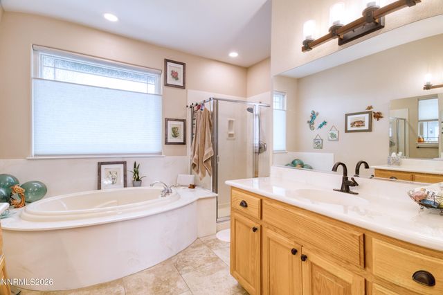 649 Saddle Horn Way, Fernley, NV 89408