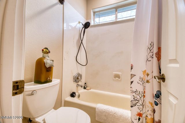 649 Saddle Horn Way, Fernley, NV 89408