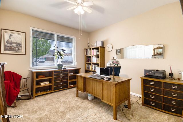 649 Saddle Horn Way, Fernley, NV 89408