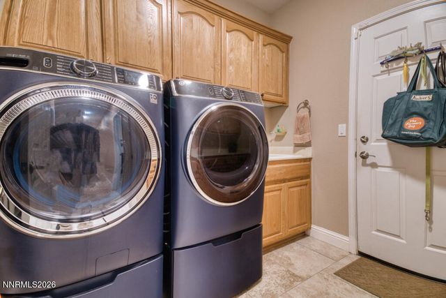 649 Saddle Horn Way, Fernley, NV 89408