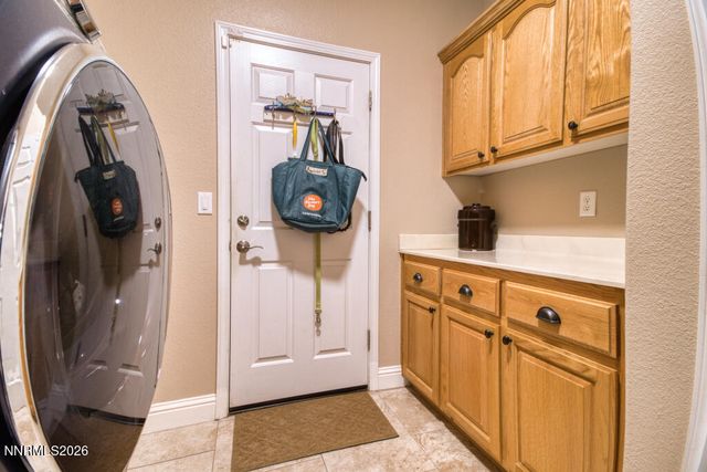 649 Saddle Horn Way, Fernley, NV 89408