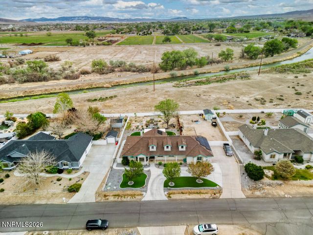 649 Saddle Horn Way, Fernley, NV 89408