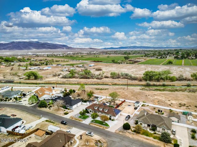 649 Saddle Horn Way, Fernley, NV 89408