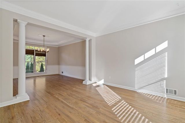 812 Lakemere Crest, Suwanee, GA 30024