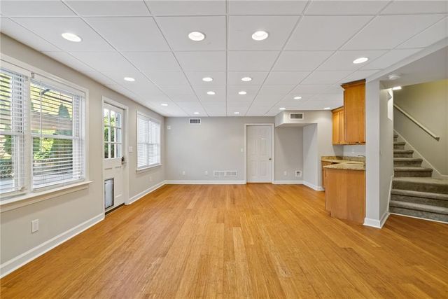 812 Lakemere Crest, Suwanee, GA 30024