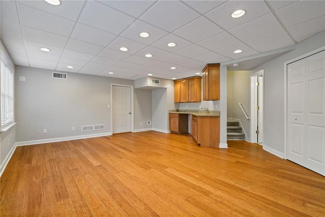 812 Lakemere Crest, Suwanee, GA 30024