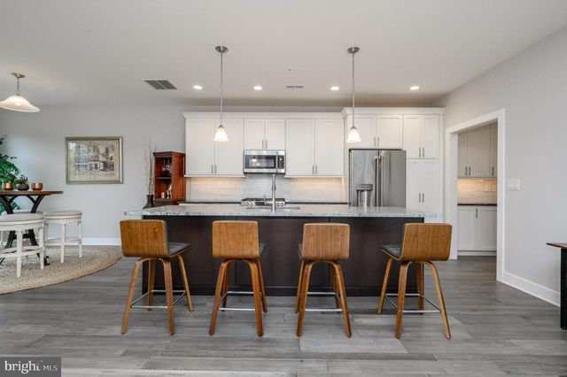 34 RIVERWALK, Plainsboro, NJ 08536