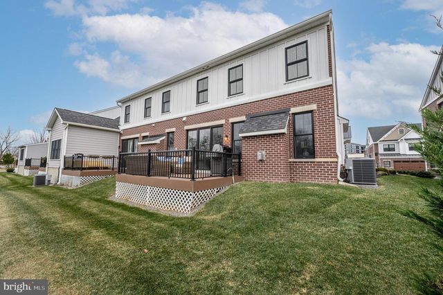 34 RIVERWALK, Plainsboro, NJ 08536