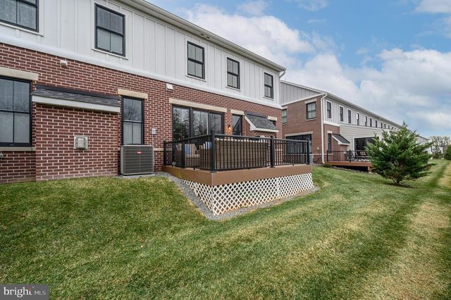 34 RIVERWALK, Plainsboro, NJ 08536