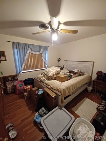722 SW 4th Street, Checotah, OK 74426