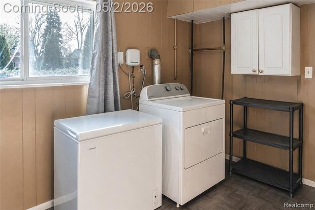11955 Delvin Drive, Sterling Heights, MI 48313