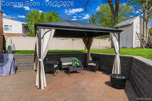 11955 Delvin Drive, Sterling Heights, MI 48313