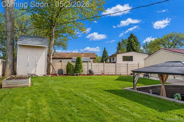 11955 Delvin Drive, Sterling Heights, MI 48313