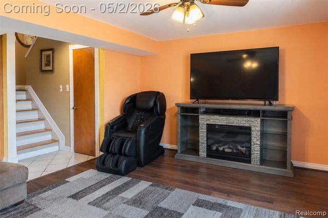 11955 Delvin Drive, Sterling Heights, MI 48313