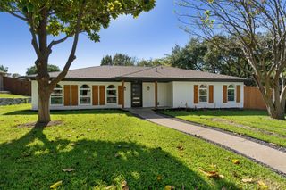 219 Lakeview Drive, Rockwall, TX 75087