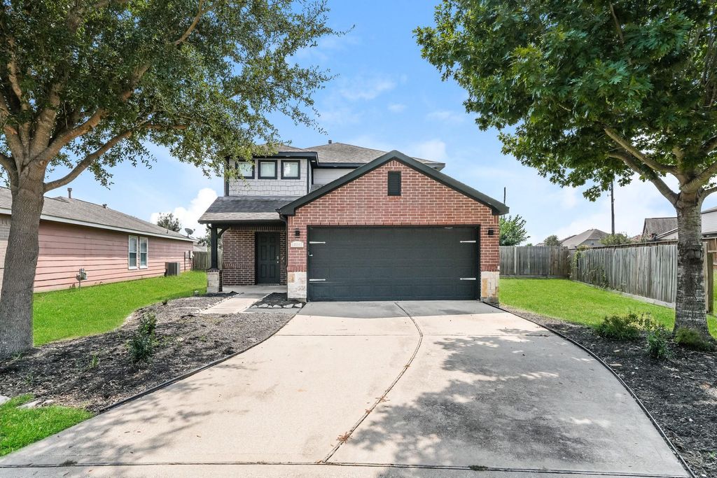 10802 Creek Mist Drive, Cypress, TX 77433