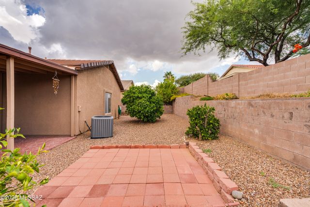 3647 E Mecate Road, Tucson, AZ 85739