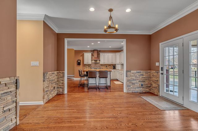 237 Dunwood Ct, Clarksville, TN 37043