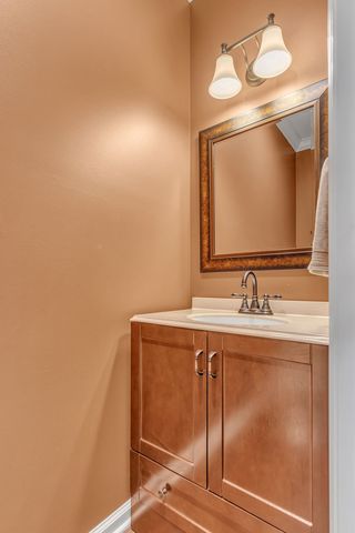 237 Dunwood Ct, Clarksville, TN 37043