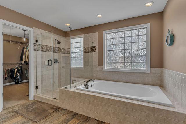 237 Dunwood Ct, Clarksville, TN 37043