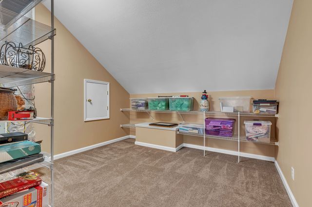 237 Dunwood Ct, Clarksville, TN 37043