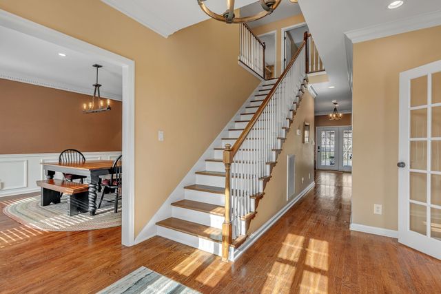 237 Dunwood Ct, Clarksville, TN 37043