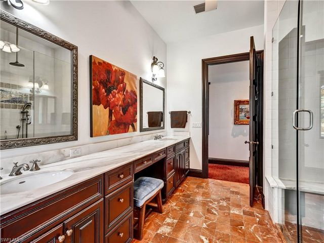 2535 Tarpon RD, Naples, FL 34102