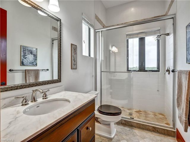 2535 Tarpon RD, Naples, FL 34102