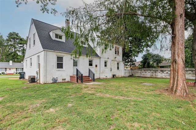 28 N Greenfield AVE, Hampton, VA 23666