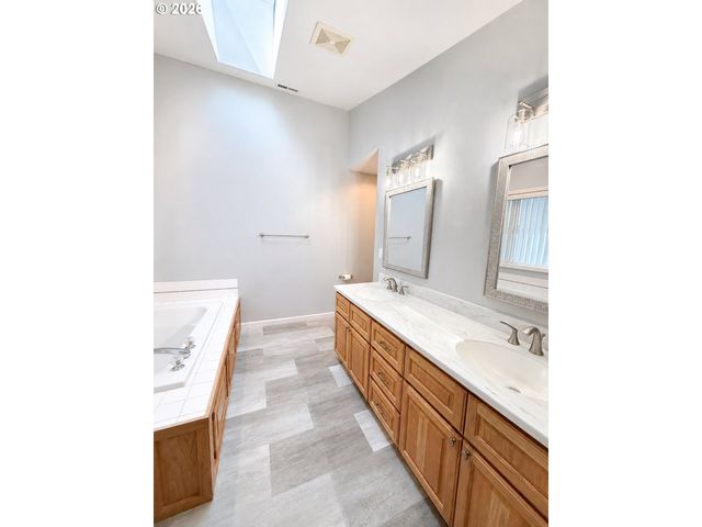 5503 Ne 55TH St, Vancouver, WA 98660