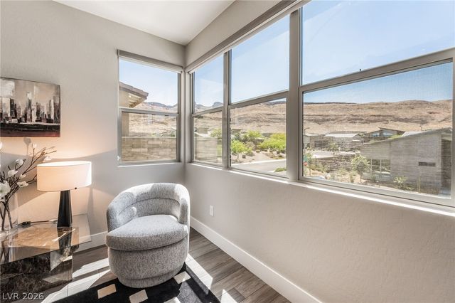 6812 Double Star Street, Las Vegas, NV 89135
