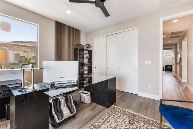 6812 Double Star Street, Las Vegas, NV 89135