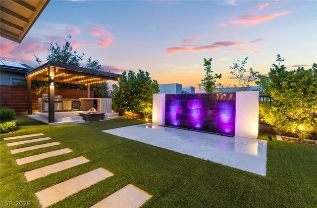6812 Double Star Street, Las Vegas, NV 89135
