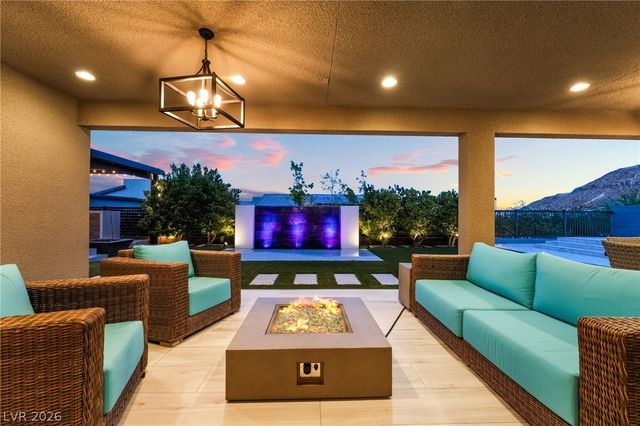 6812 Double Star Street, Las Vegas, NV 89135