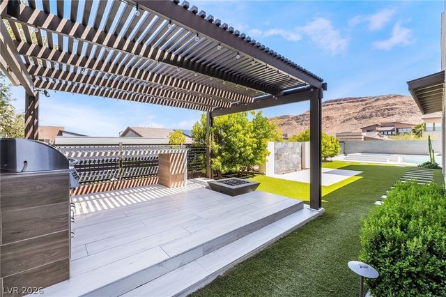 6812 Double Star Street, Las Vegas, NV 89135